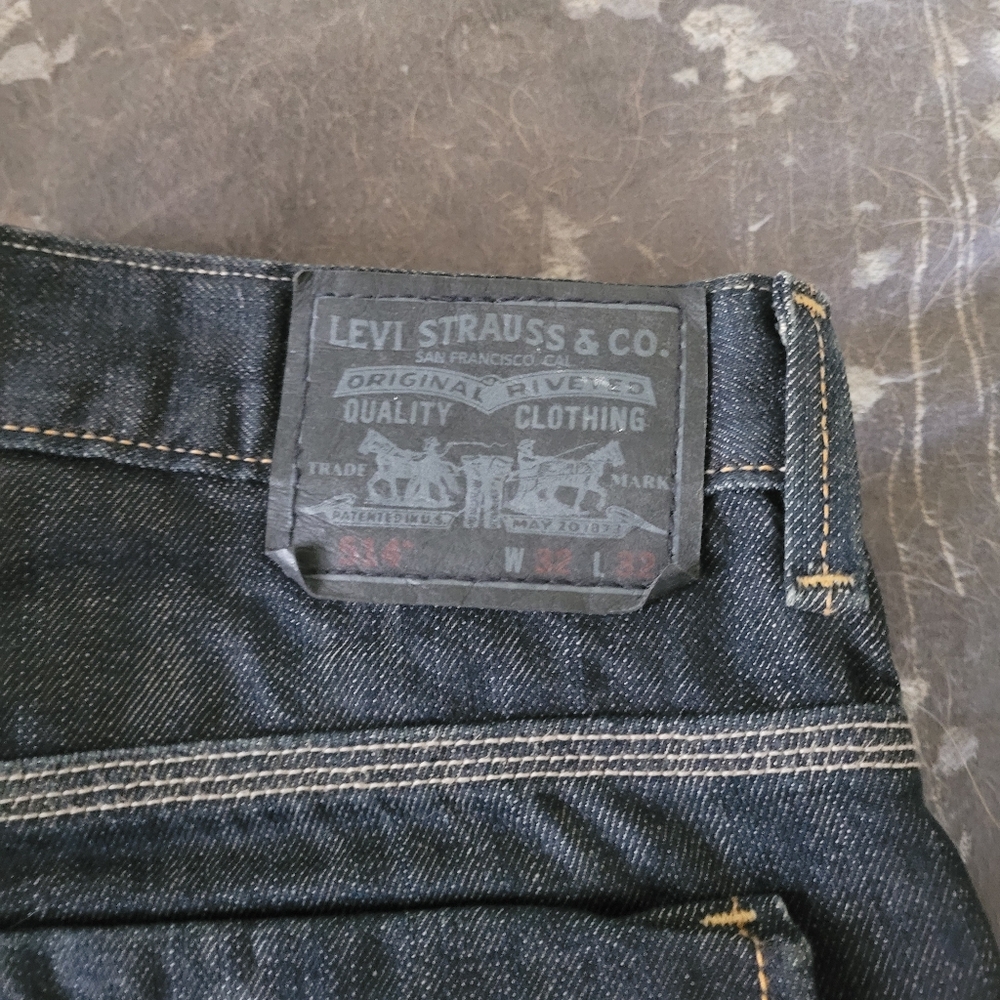 Levi 32 32 Jeans